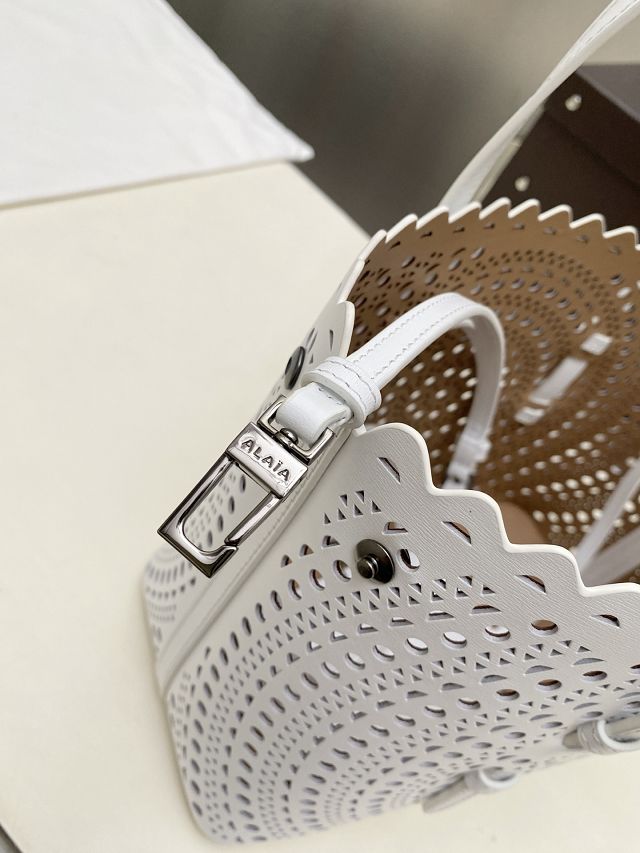 Alaia original vienne wave calfskin mina 25 bag AL0003 white