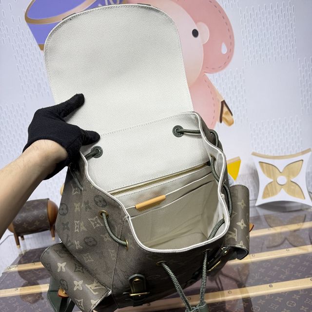 Louis vuitton monogram canvas christopher MM backpack M27080 green