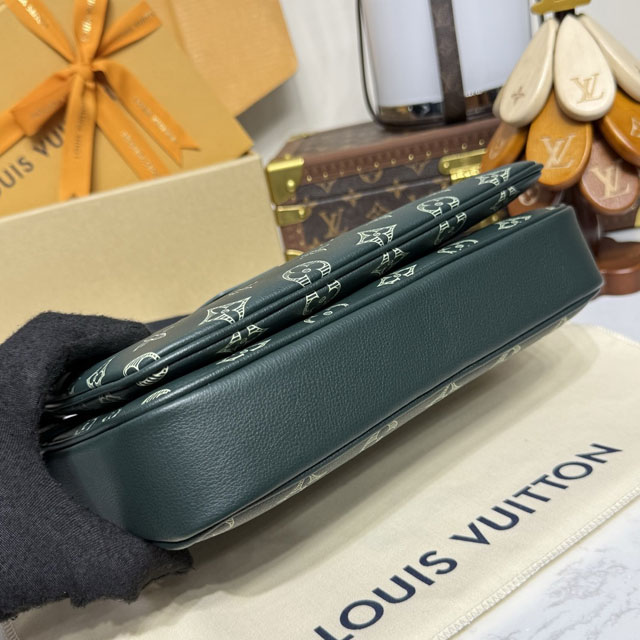 Louis vuitton original calfskin trio messenger bag M27124 green
