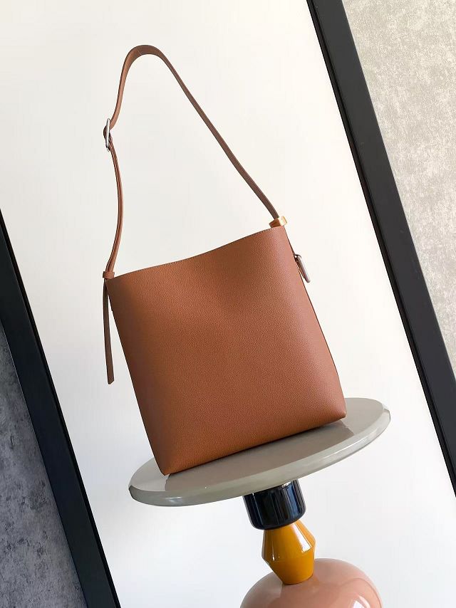 Louis vuitton original calfskin reversible verso hobo bag M26745 tan