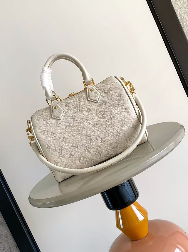Louis vuitton original calfskin speedy 25 M26690 creme