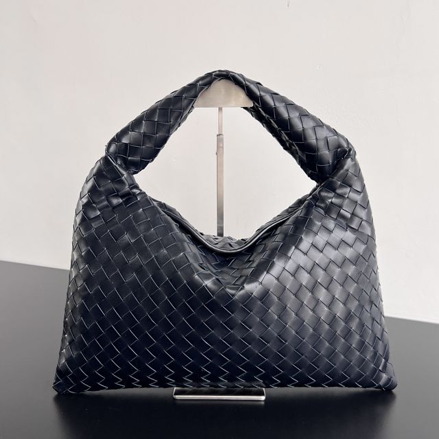 BV original calfskin medium hop bag 796262 space