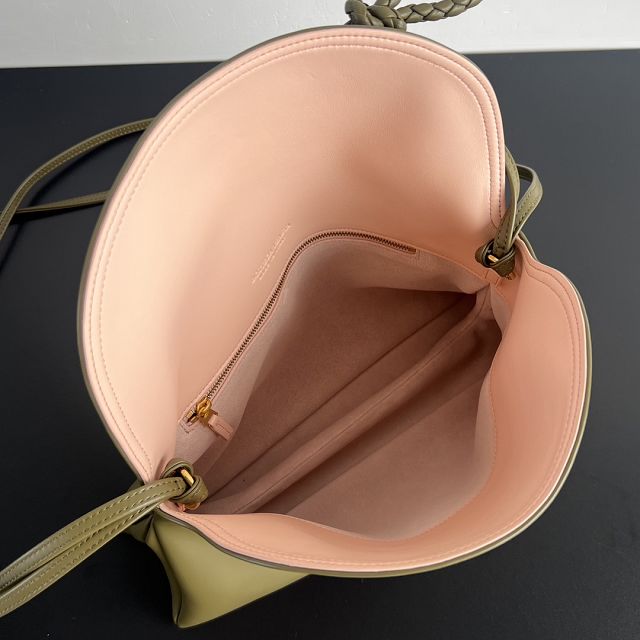 BV original calfskin medium liberta bag 806034 seaweed