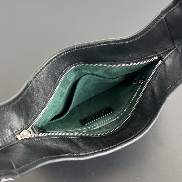 BV original lambskin large veneto cross-body bag 826877 black