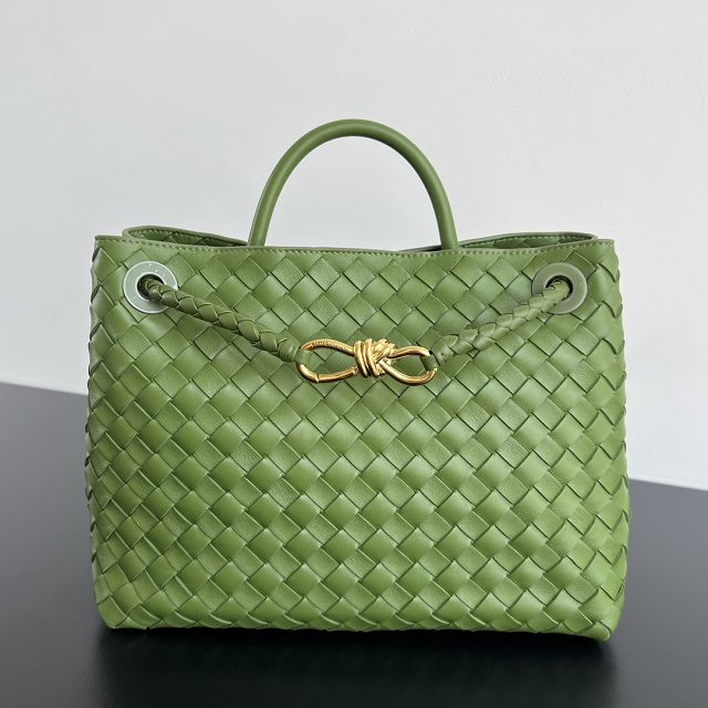 BV original lambskin small andiamo 743568 matcha