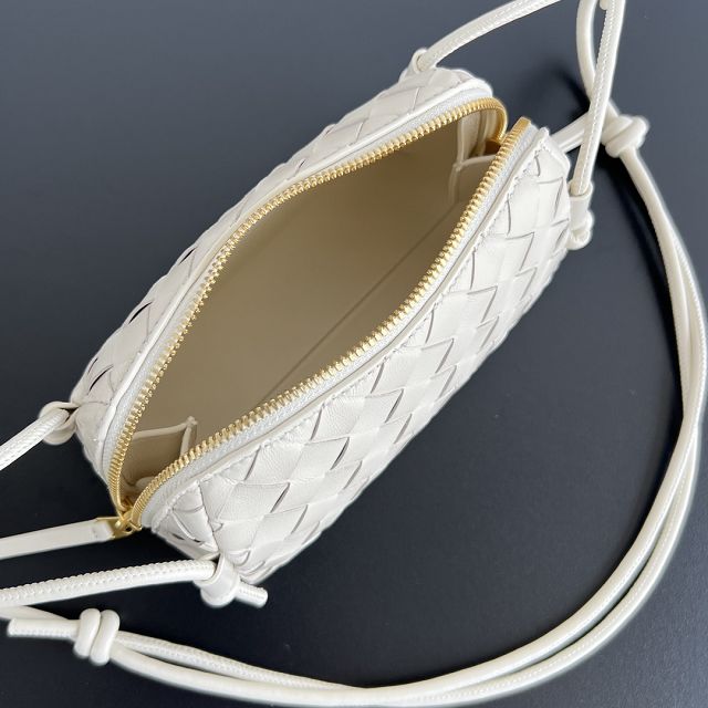 BV original lambskin concert pouch 794258 sea salt