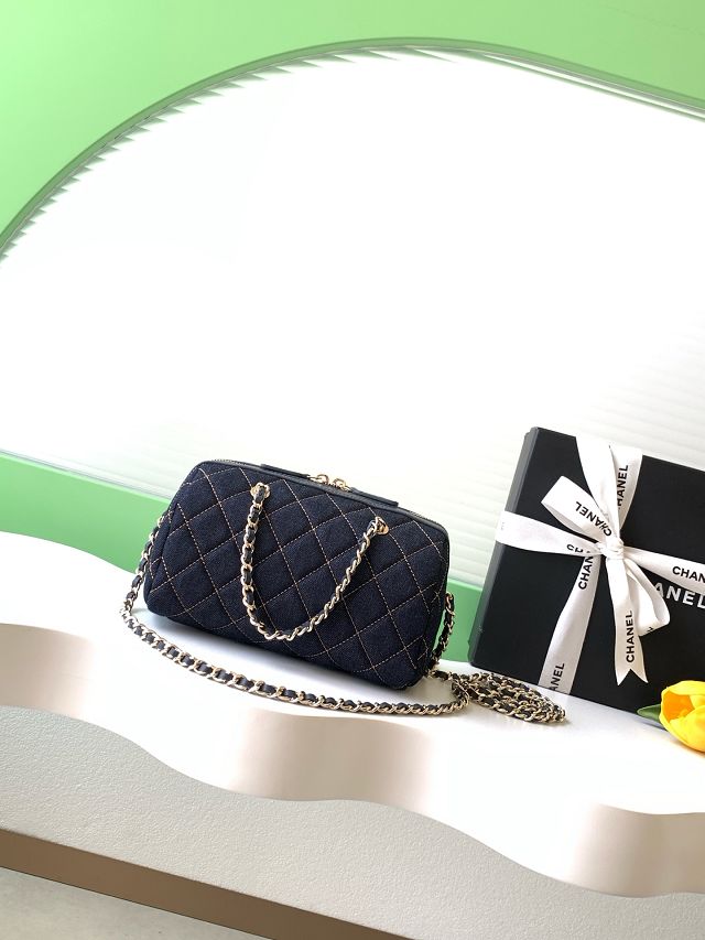 CC original denim clutch with chain AP5094 dark blue