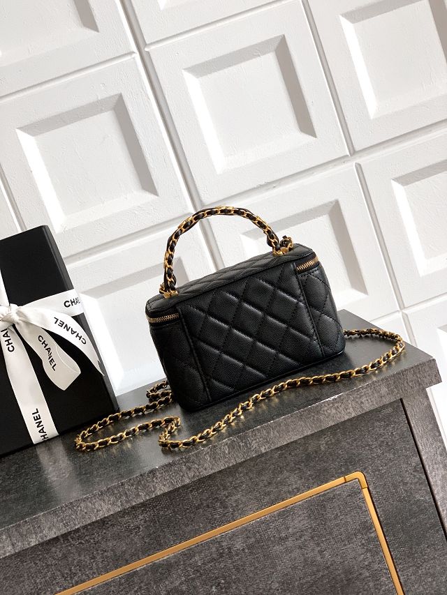 CC original grained calfskin vanity with chain AP5183 black