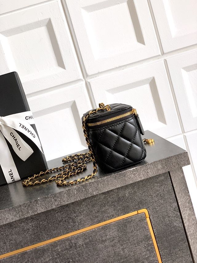 CC original lambskin small vanity with chain AP3937 black