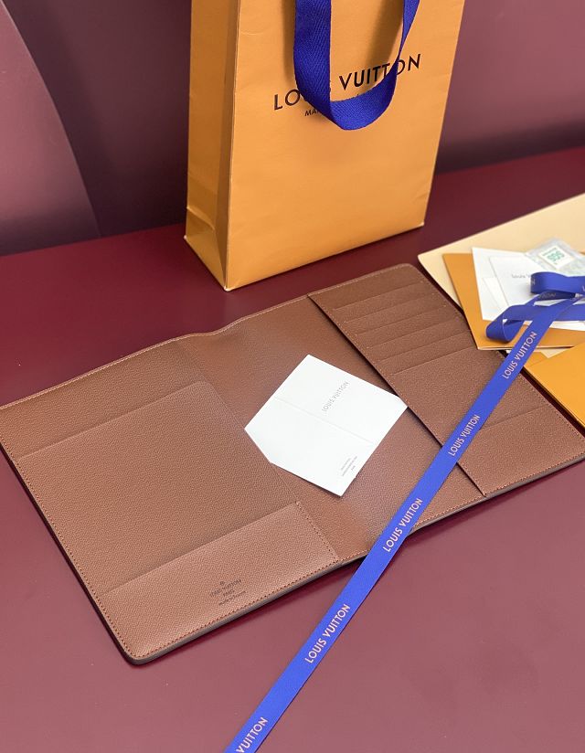 Louis vuitton desk agenda cover R20100