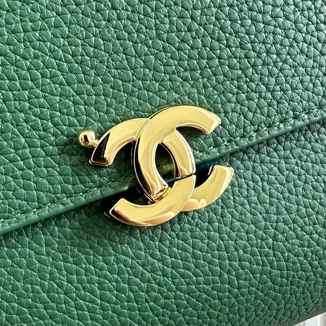 CC grained calfskin maxi flap bag AS6482 green