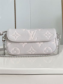 Louis vuitton original calfskin wallet on chain Ivy M82210 grey