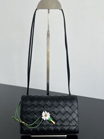 BV original lambskin andiamo pouch on strap 838870 