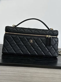 CC grained calfskin vanity with chain AP5436 black