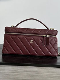 CC grained calfskin vanity with chain AP5436 bordeaux
